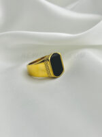Black Natural Stone Geometric Design Stainless Gold Ring - Image 2