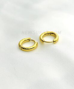Round Embossing Ear Rings- 2 pcs