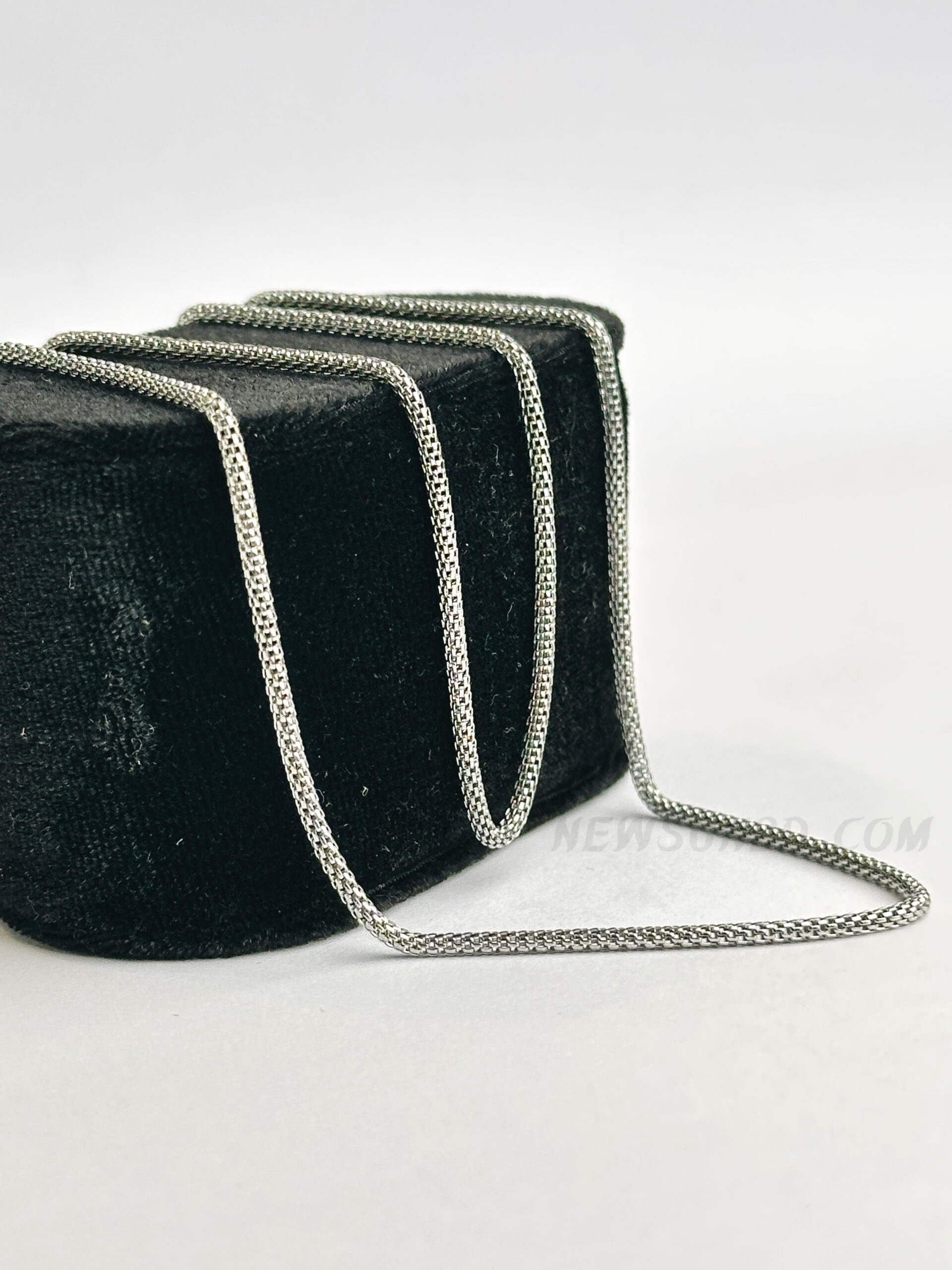 4D3850DC-CF0C-48E9-8E86-8609CB1C44C9 100% S. Steel Round 4 mm wide Chain Necklace - Image 1