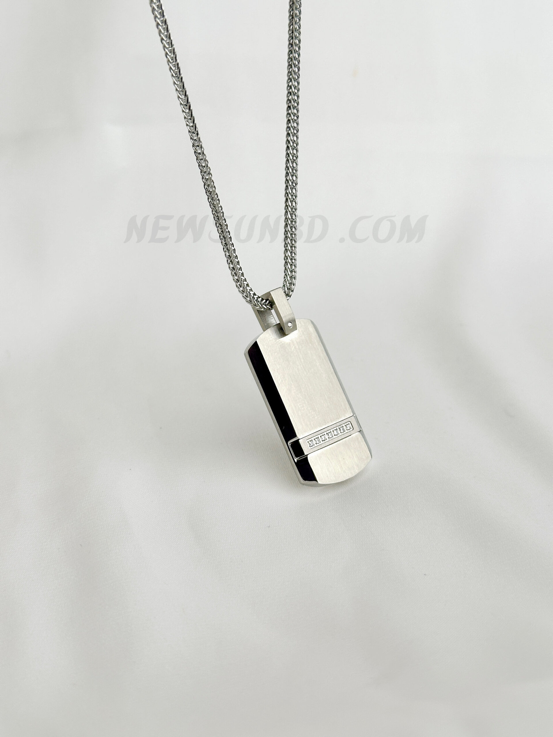 11192A69-9B52-4DDD-87F0-BC7646826445 Nomination Strong Geometric Necklace - Image 1