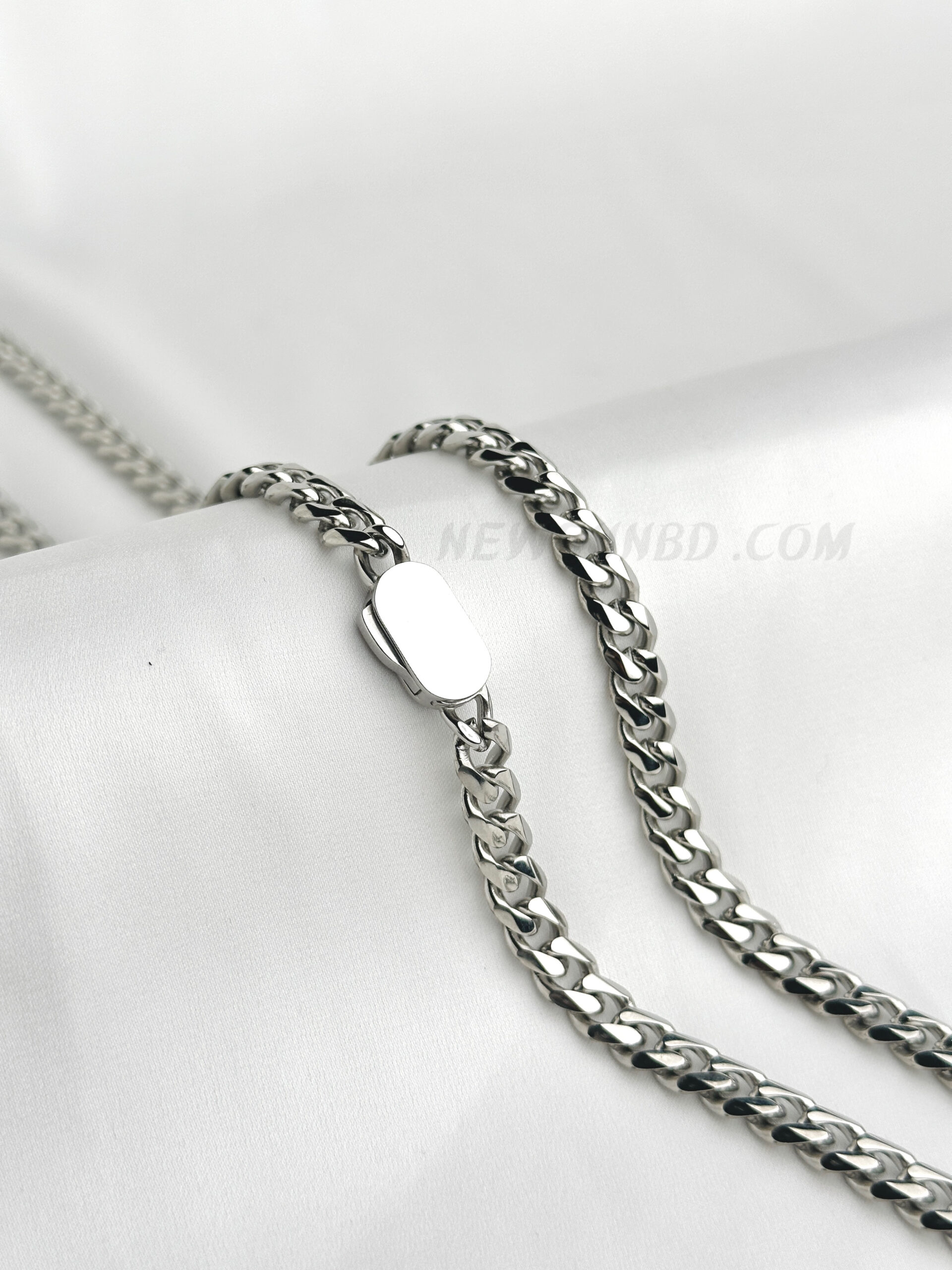 EB9F3943-EA1E-45EF-ACC6-4ECA03CA40CD 100% SS Heavy Polished 6MM Curb Chain Necklace - Image 1
