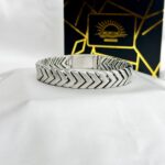 Matt Snake Bone Link Clavicle Chain Stainless Steel Bangle