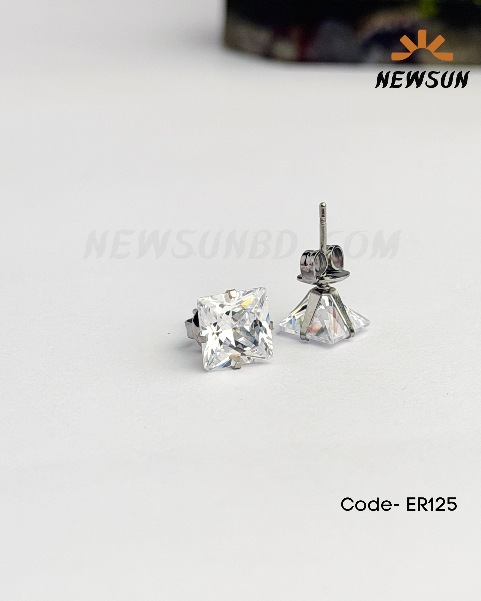 Code - B 520-123 Zirconia Square Cartilage Stud Earrings - Image 1
