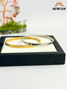 4mm Versace Engraved Bangle With Clasp
