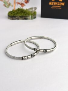 1 Titanium-Steel Thick Snake Chain Bracelet