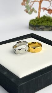 100% SS Facetted Ring