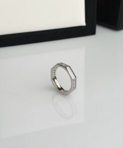 1 Titanium Linear Ring