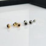 Onyx Halo Studs Earrings (1 Pair)