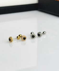 Onyx Halo Studs Earrings (1 Pair)