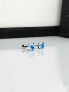 1 Helix Crystal Studs    (1 Pair)
