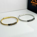 1 Luxor Titanium Helix Cuff