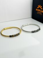 Luxor Titanium Helix Cuff - Image 2