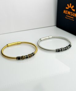 1 Luxor Titanium Helix Cuff